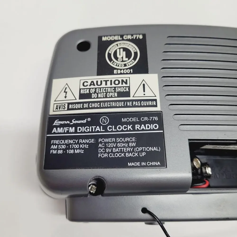 Lenox Sound CR-776 AM/FM Digital Clock Radio with LCD Display and Alarm